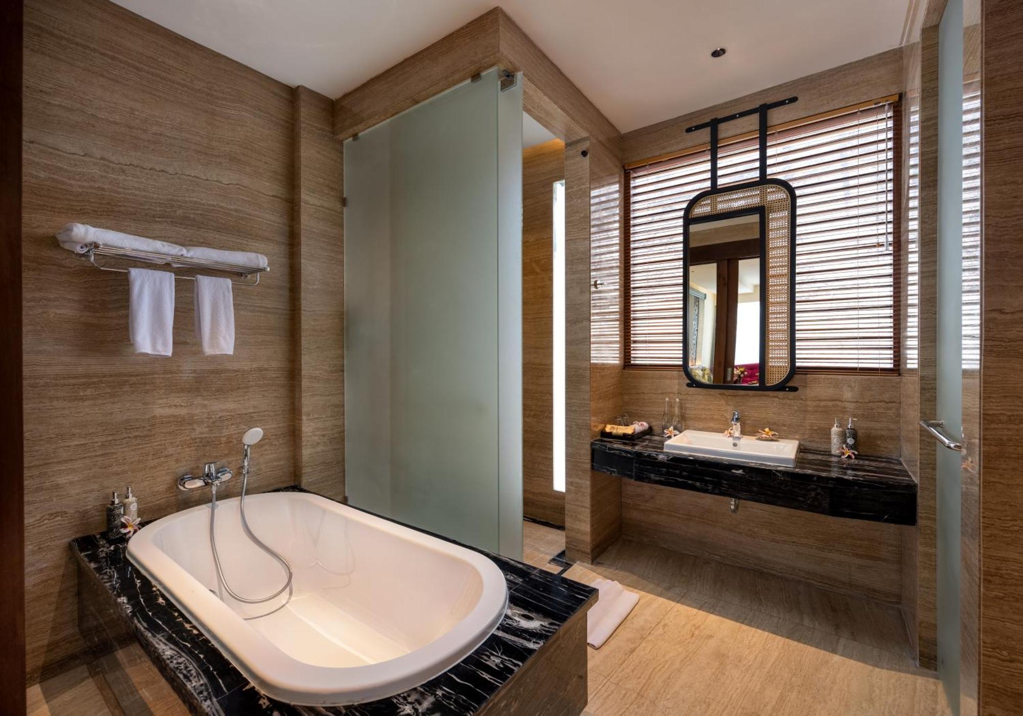 קנגו Mokko Suites Batubelig מראה חיצוני תמונה